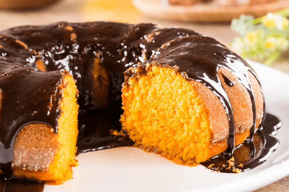 Torta di carote con glassa cremosa